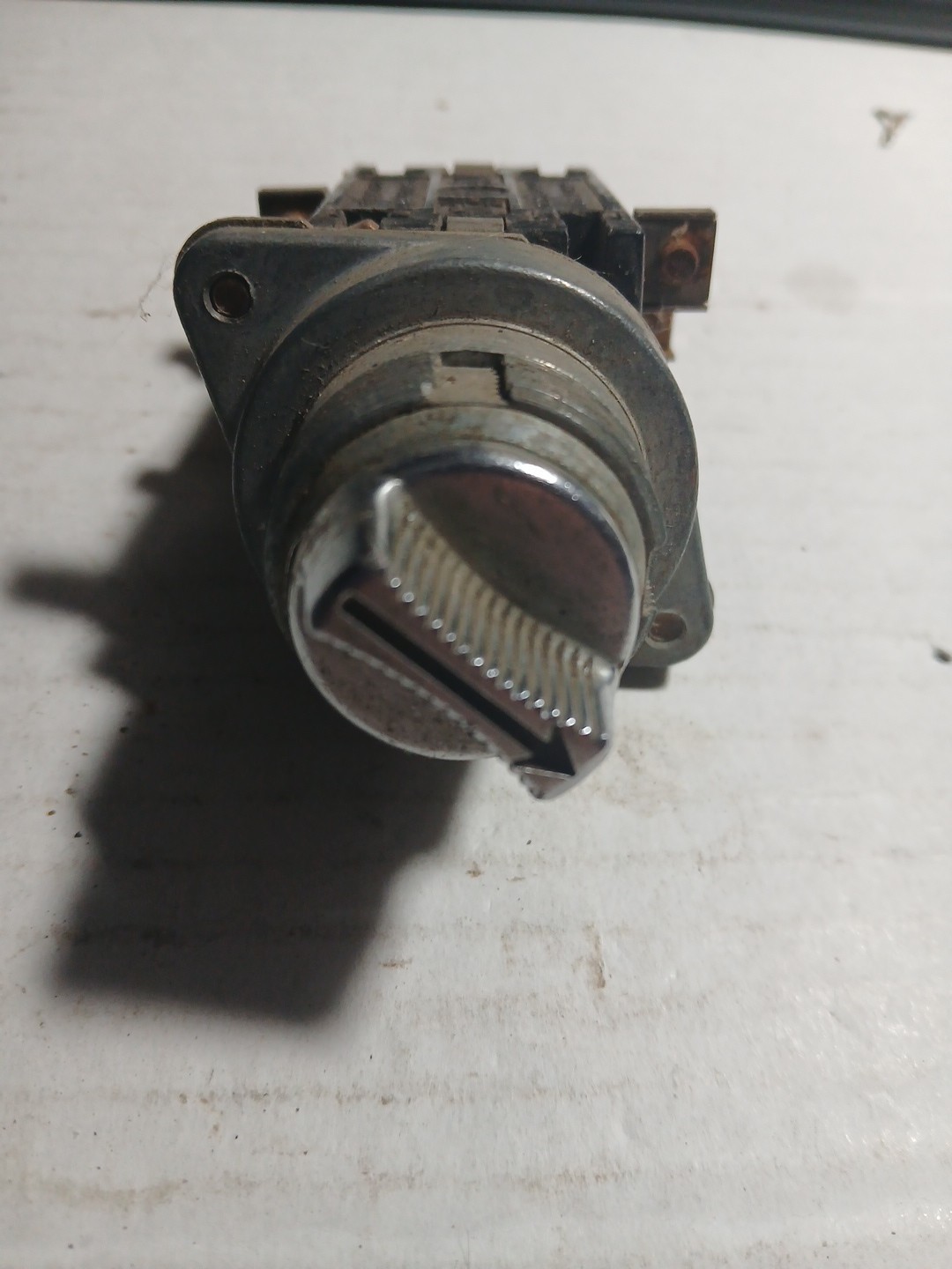 GENERAL ELECTRIC SELECTOR SWITCH 2 POSITION CR2940U201 CONTACT BLOCK NO NC