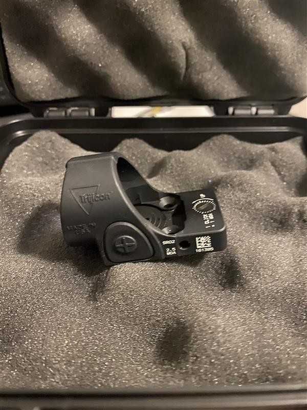 Trijicon SRO2-C-2500002 Adjustable LED Reflex Sight 2.5 MOA Red Dot - Black