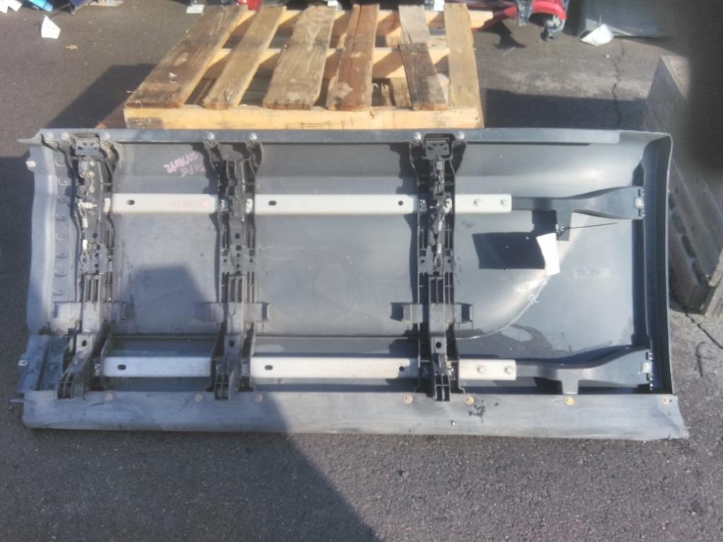 For 2020 PETERBILT 579 SIDE FAIRING Right , WA