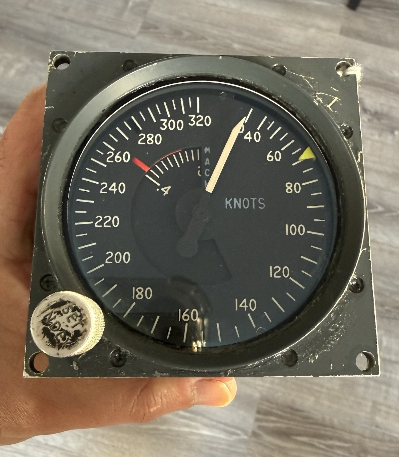 OEM Cessna Airspeed Indicator (MACH) C661063-0105 - For Parts or Repair