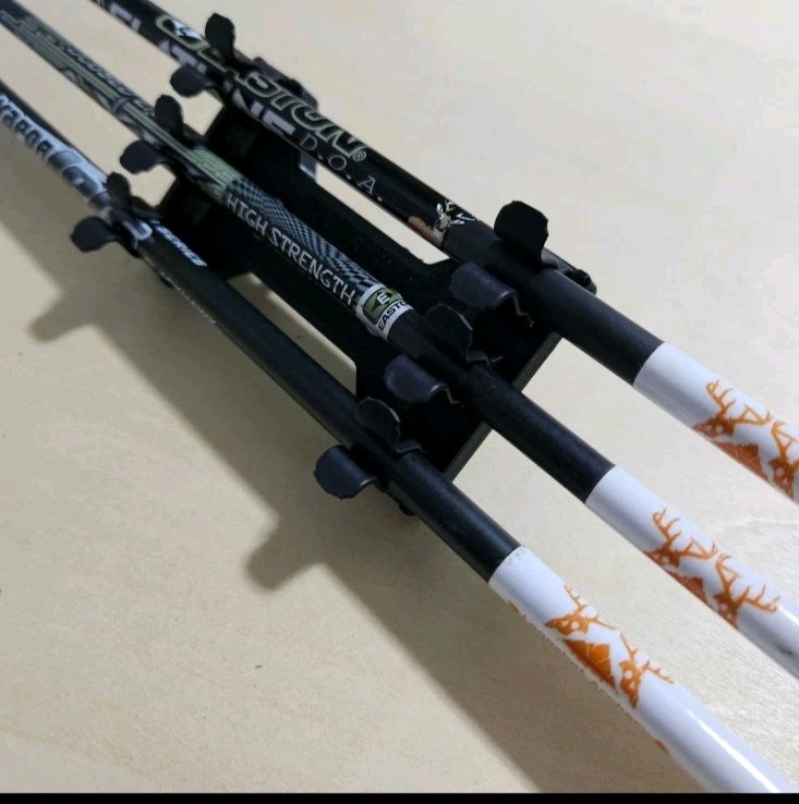 Compact Archery Tri Quiver