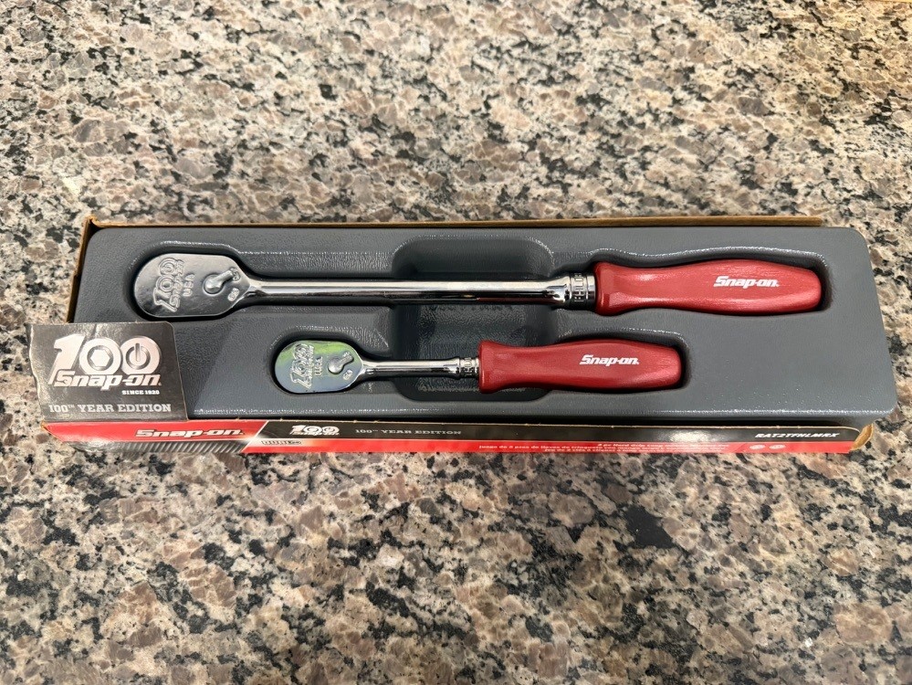 Snap On RAT2TFHLMRX 2 PC Hard Grip Long Handle Ratchet Set SPB-MS 363985