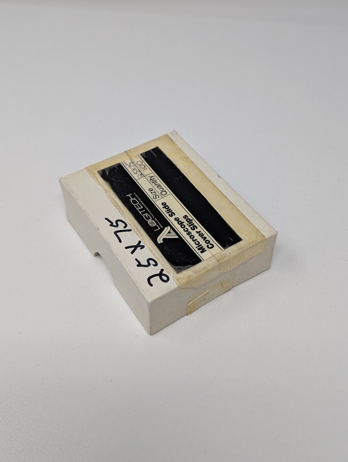 Logitech 25x75 Microscope Cover Slips, 0.17mm, 100/Box, 0CON-161, Petrographic