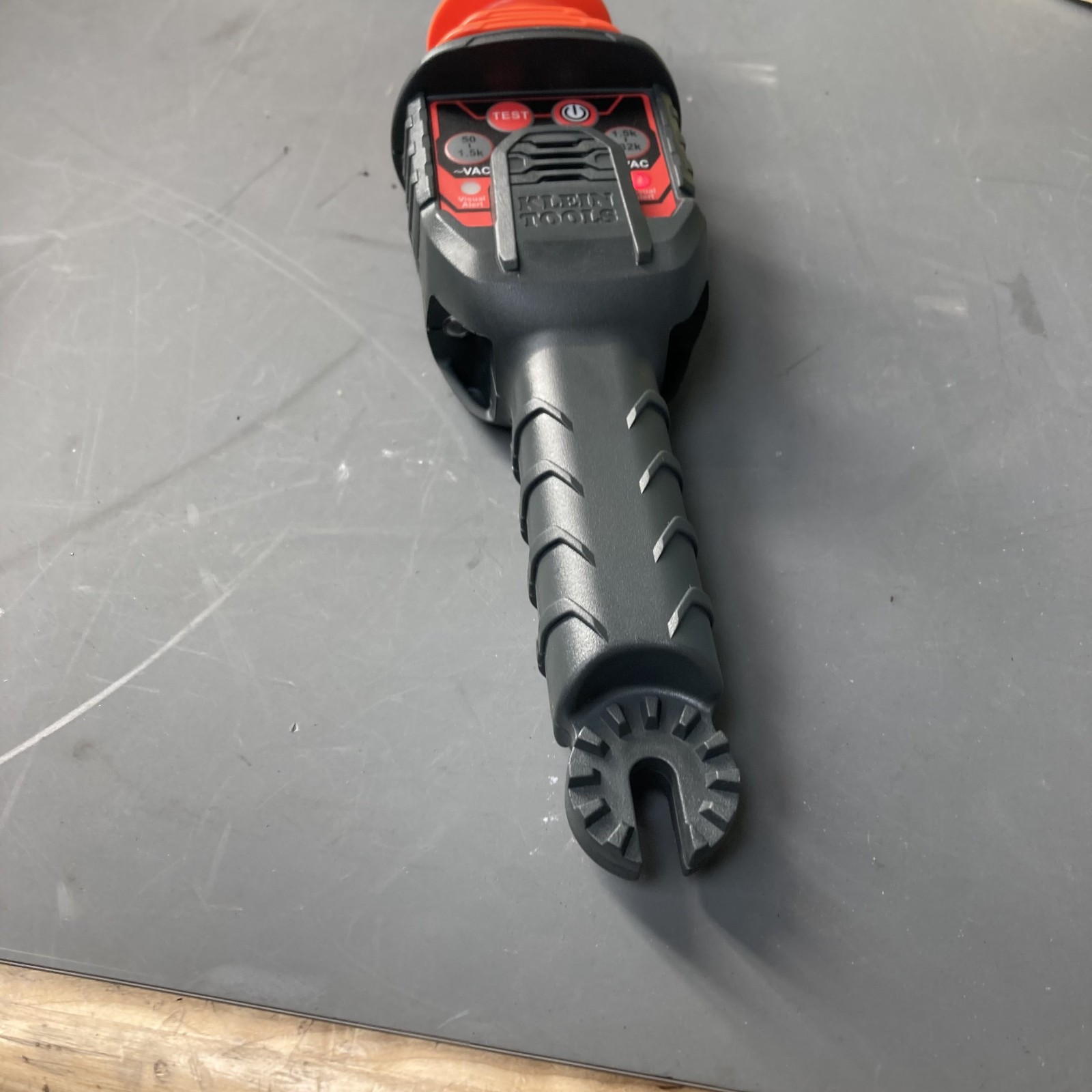Klein Tools Dual Range High Voltage Tester HVNCVT-1