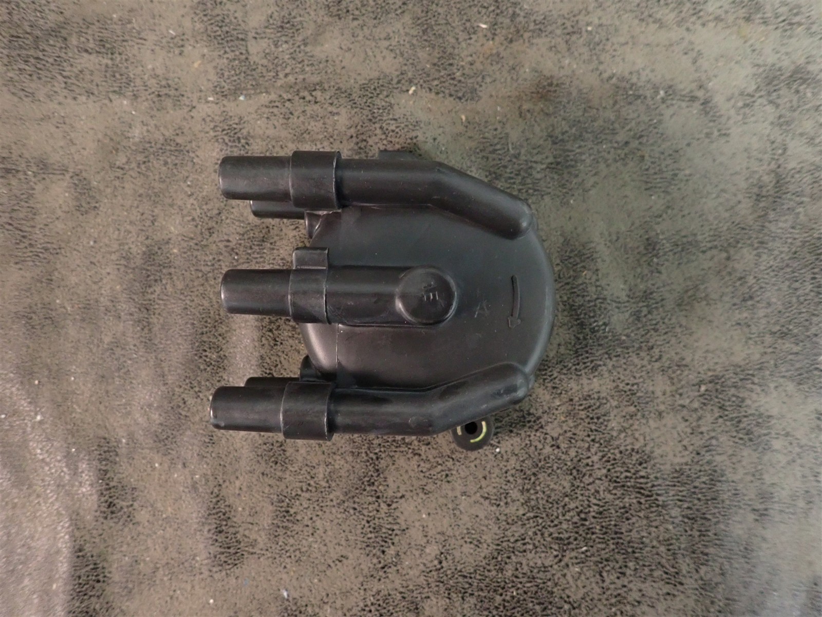 NEW WVE 5D1150 Distributor Cap (G216)