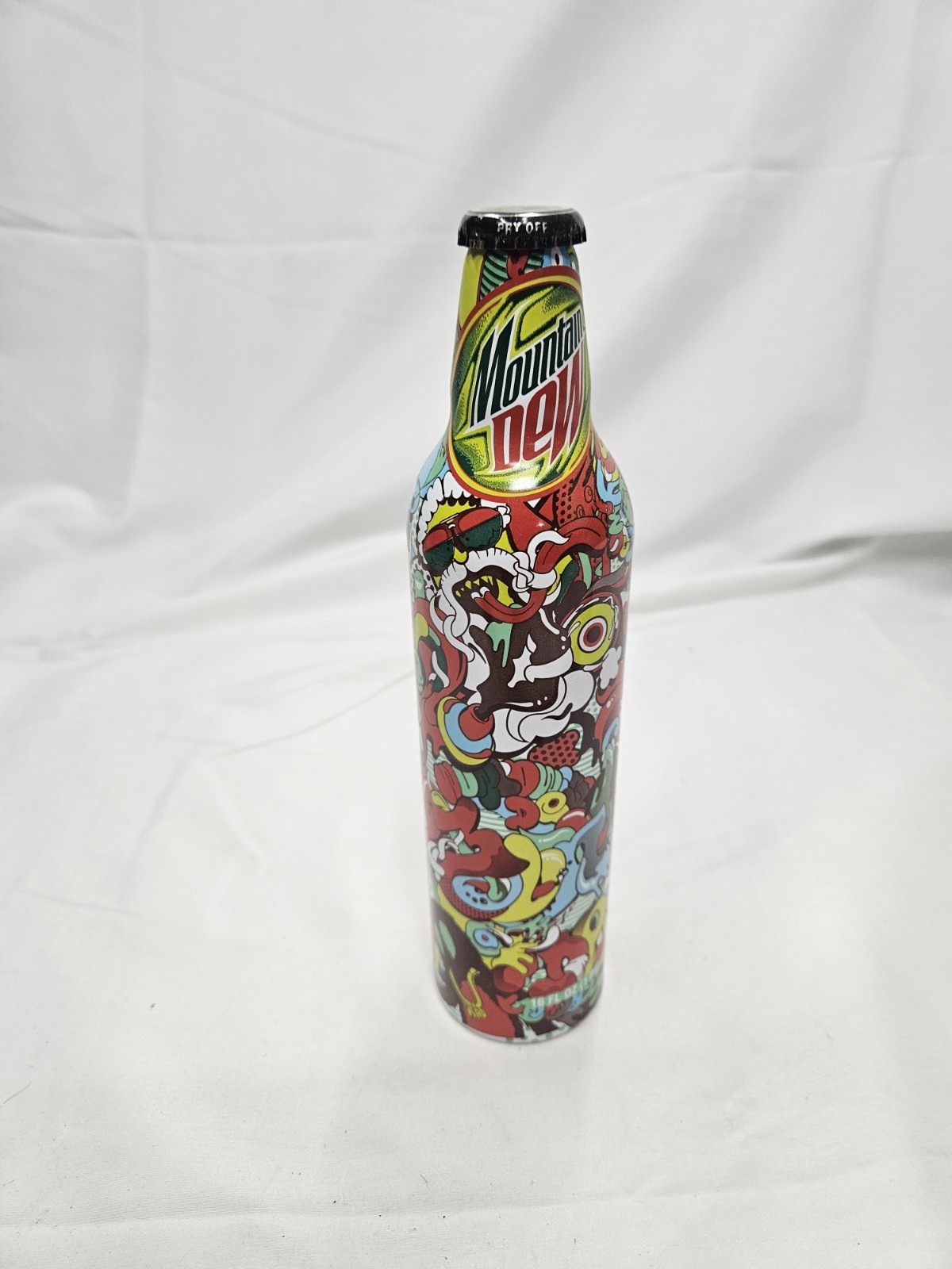 Mt Mountain Dew aluminum bottle 2008 green label art unopened