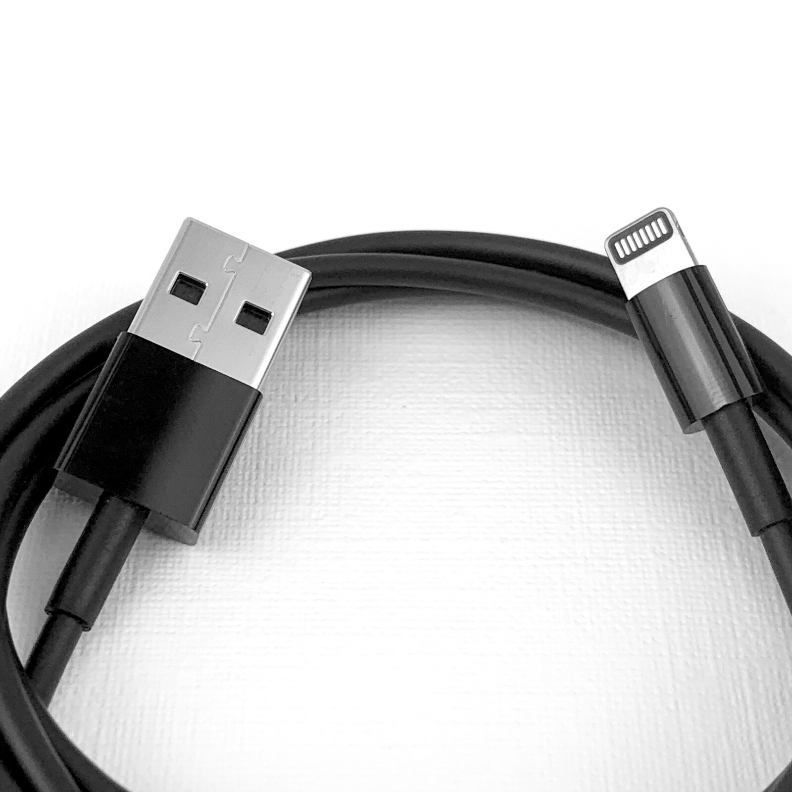 Apple Beats Black USB to Lightning Cable 3 Feet Genuine
