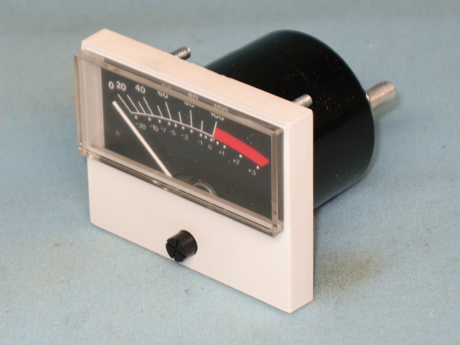 MODUTEC ~ MODEL # 00811117G ~ ANALOG PANEL METER ~ NOS