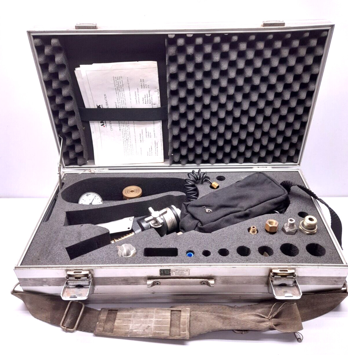 Ametek Jofra CPC030CINDG Pressure Calibrator With T-730 Portable Pneumatic Teste