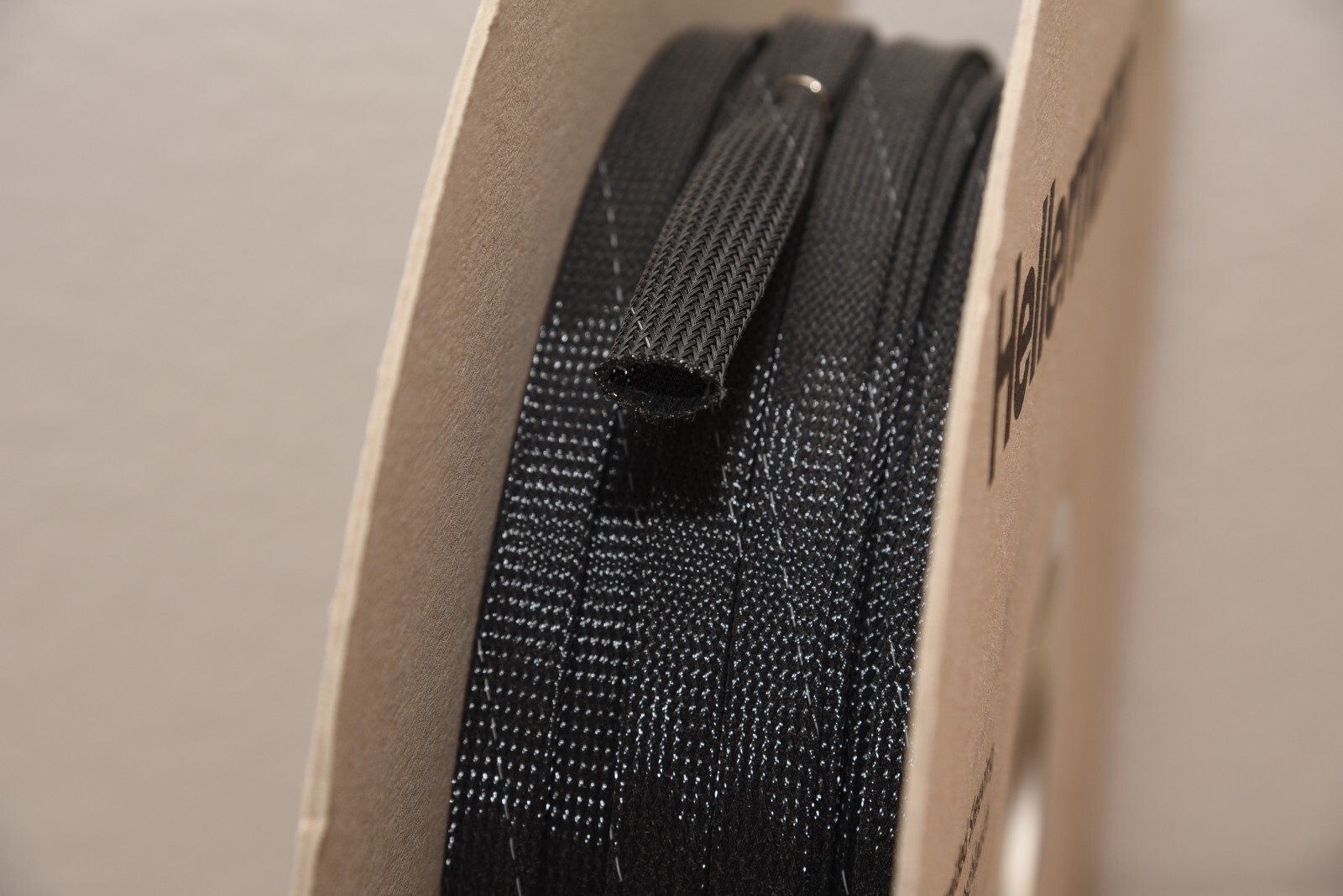 HellermannTyton 170-81007 Flame-retardant braided sleeving 13-20mm, 100M 3 Reels
