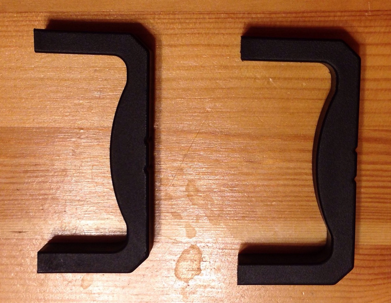 New (Lot of 2) Chenbro 2U Handles  For Rm24100 & Rm24200