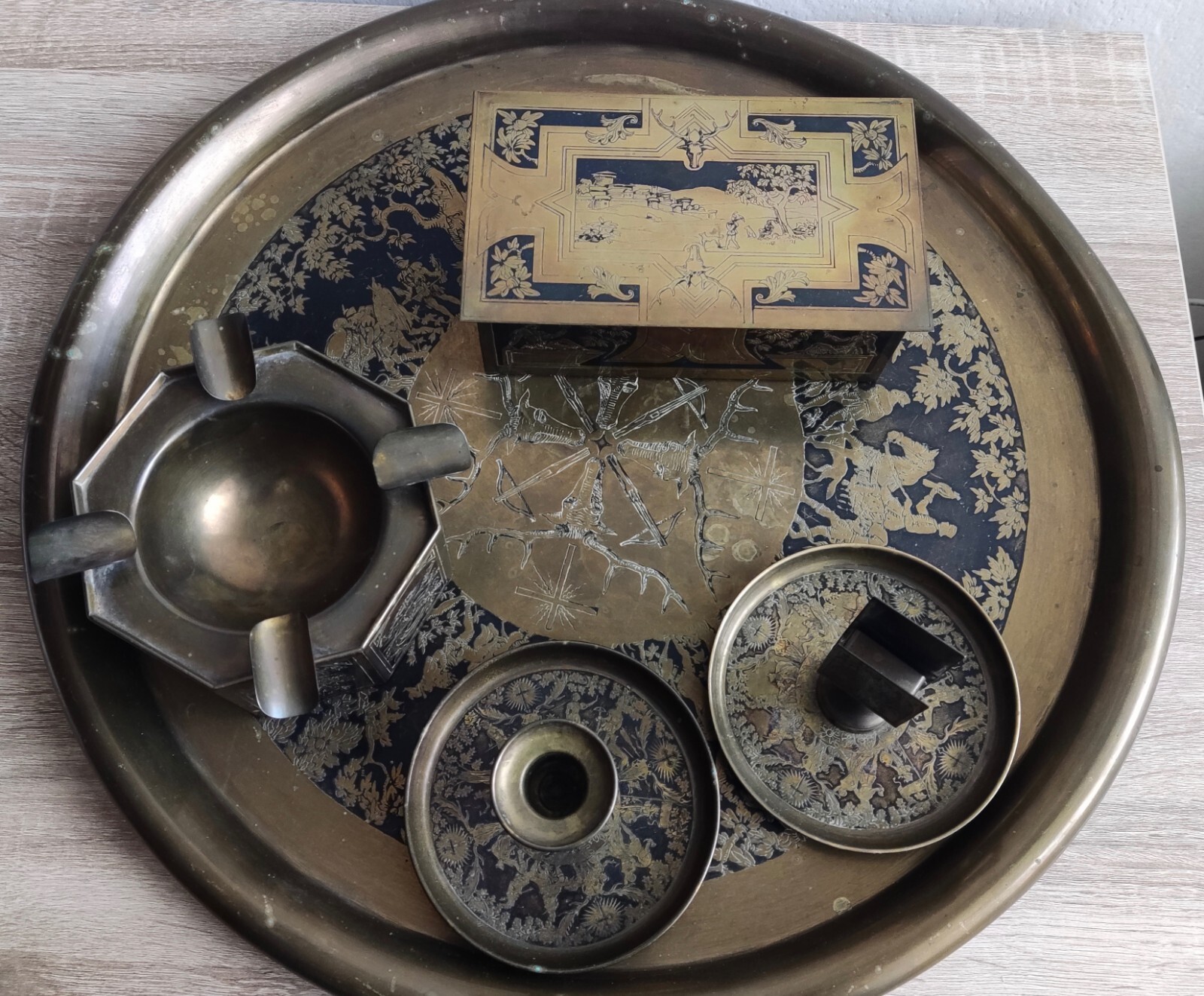 Antique set of bronze etchings. Hunting motif. Europe 1920.