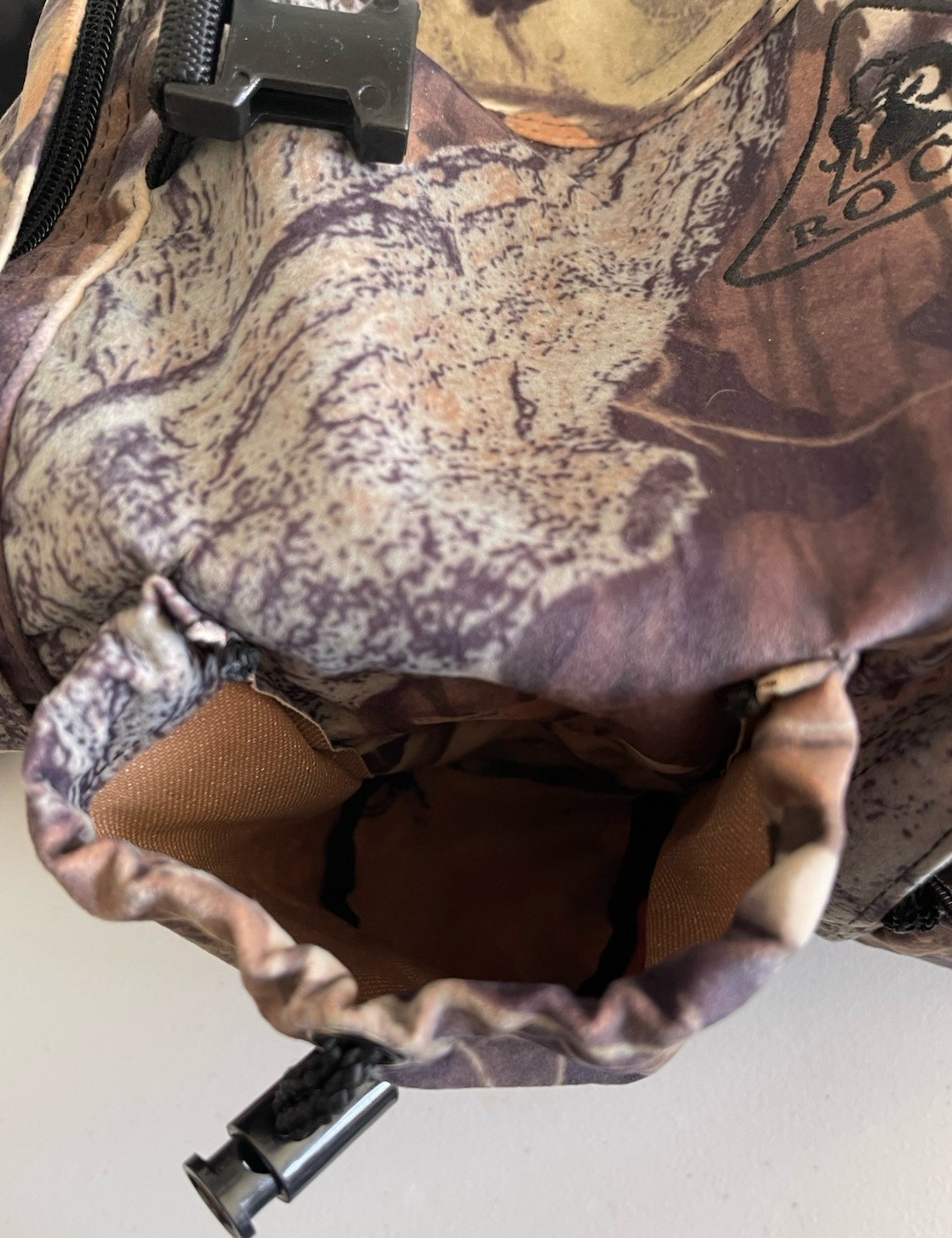 Rocky Camo Saddle-Cloth Backpack