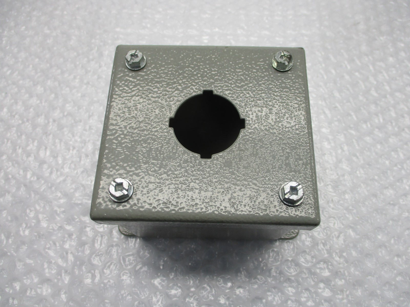 BEL 1PB TYPE 12 ENCOLSURE NSNP