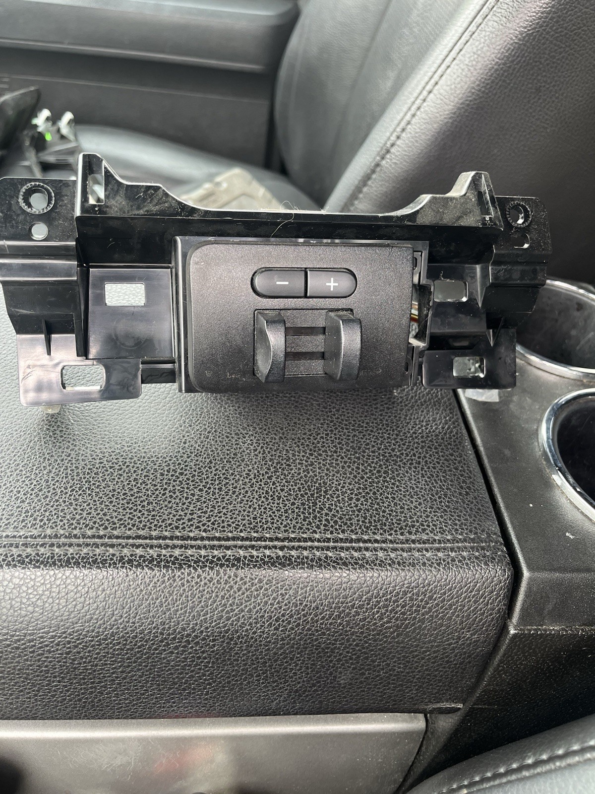 2011-2014 Ford Expedition Trailer Brake Controller Switch OEM