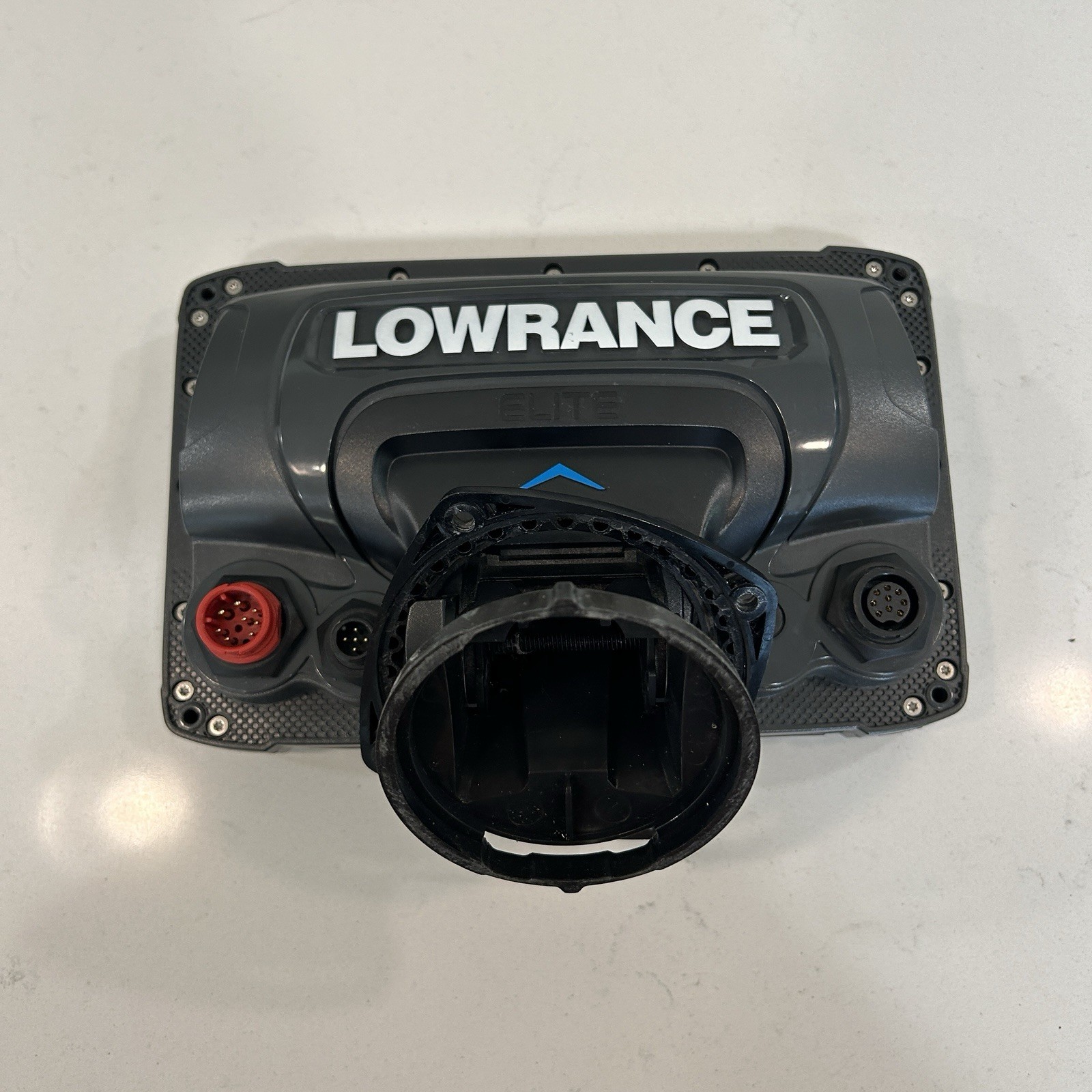 Lowrance Elite-7 Ti2 GPS Chartplotter Sonar Fish With Suncover