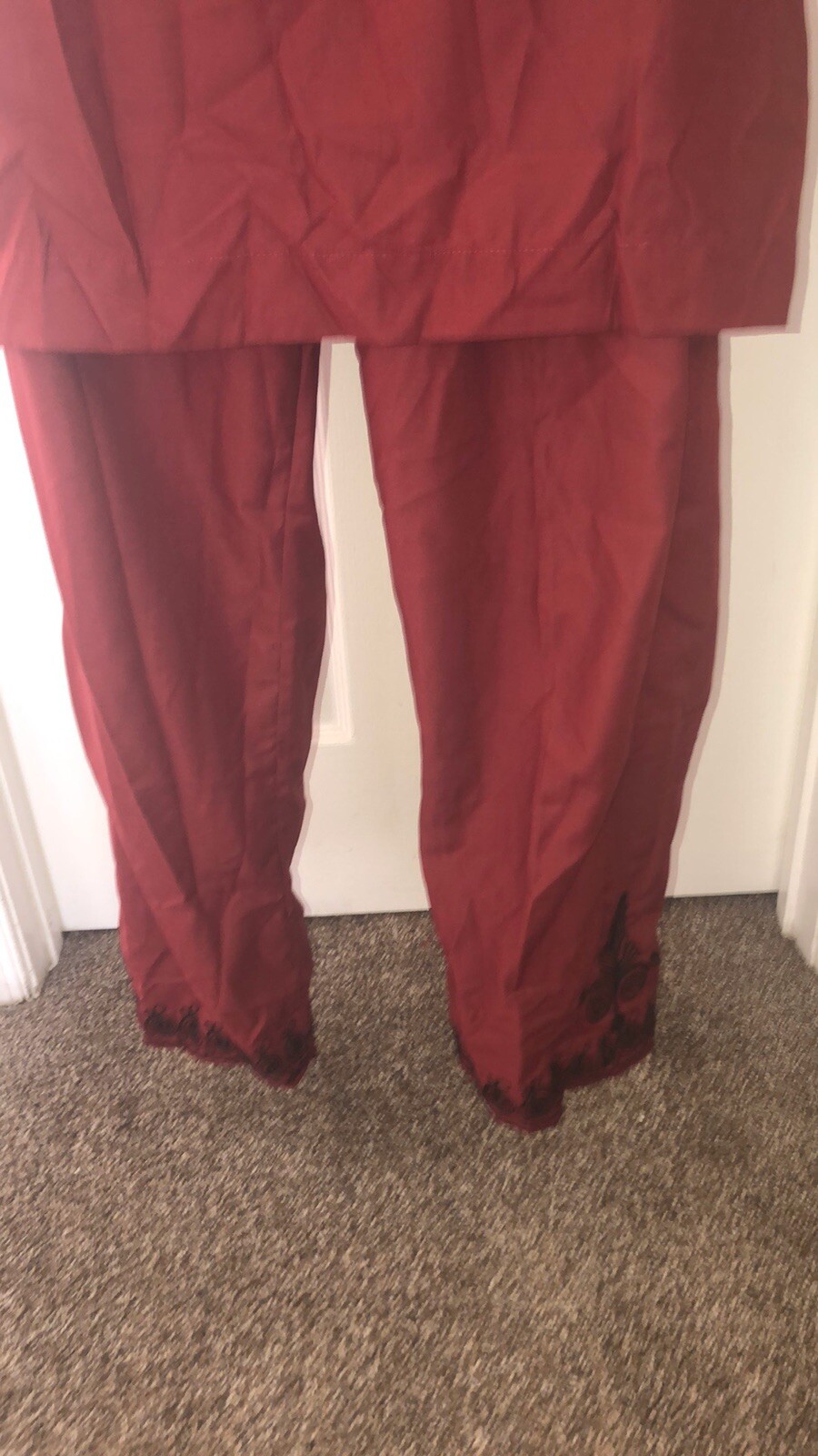Preowned women’s 2pcs top and pant set wine/black