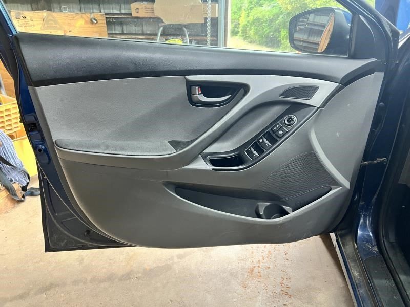 ELANTRA 2014 Fuse Box Cabin 104694802