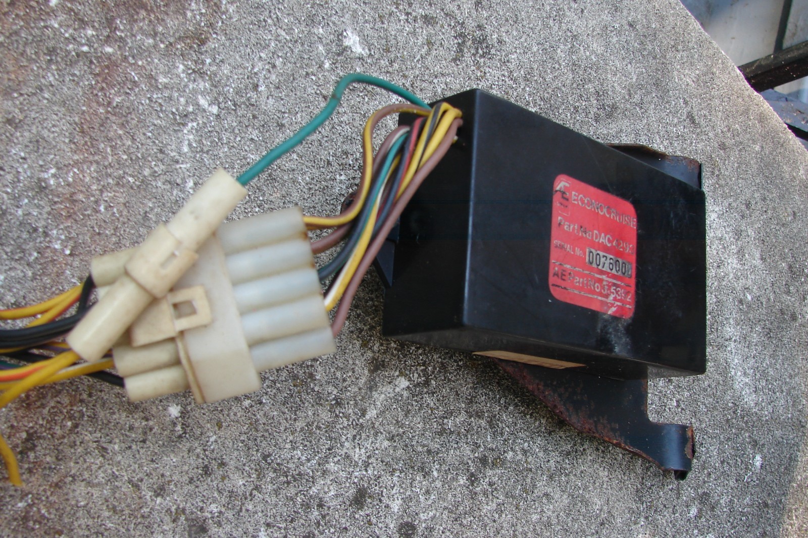 80-87 jaguar xj6 cruise contol module
