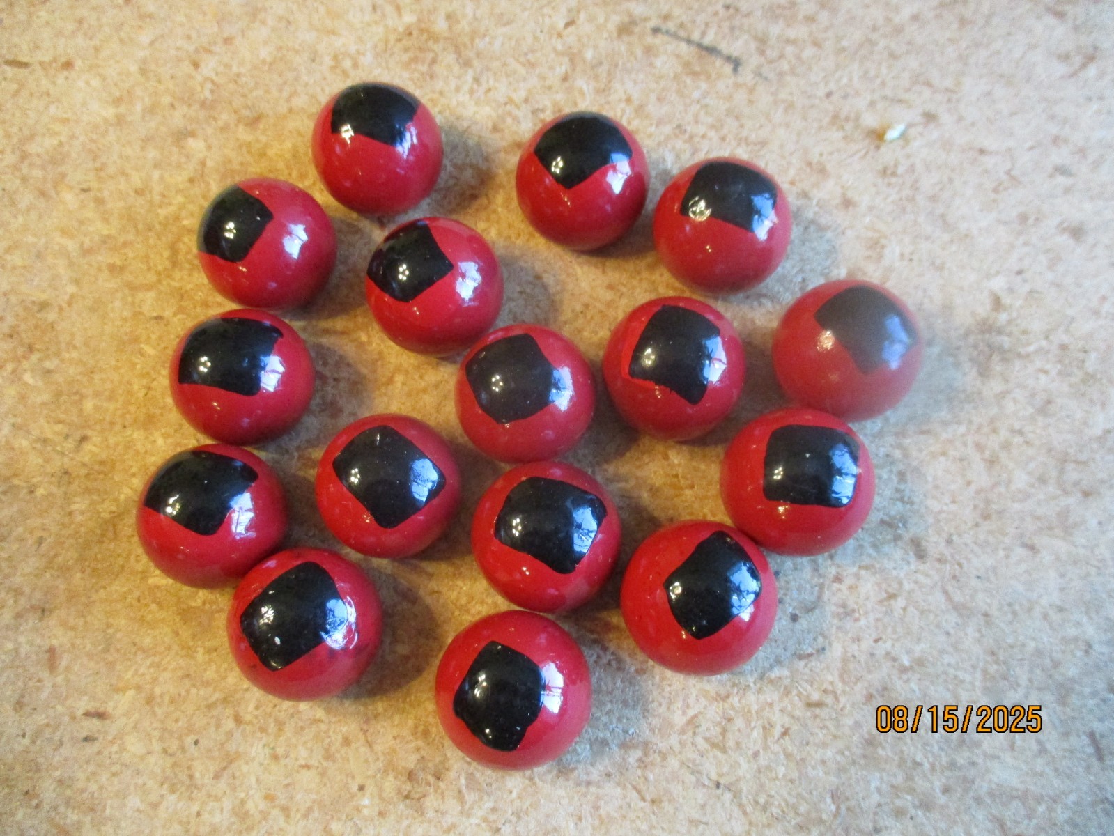 OLD WOODEN TALLY BALL SET 16 NUMBERS HANDPAINTED PEAS BALLS SNOOKER BILLIARDS #1