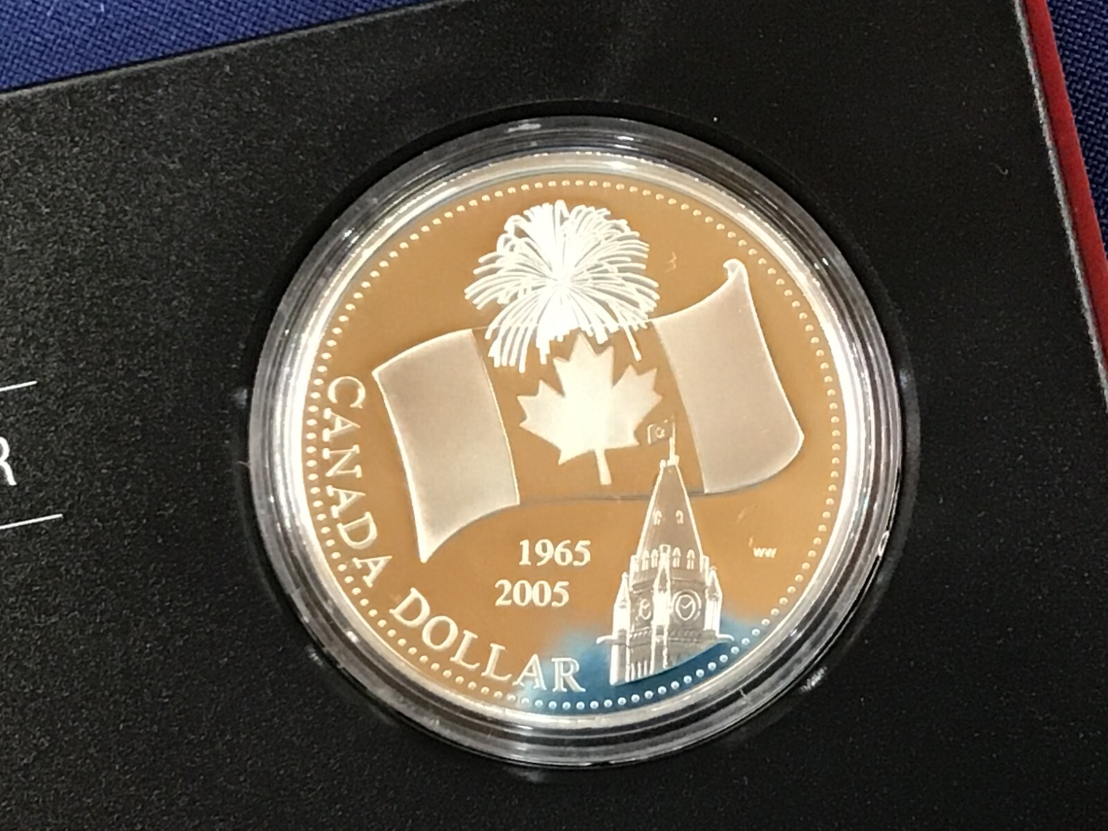 2005 Canada 150th 40th Anniversary of National Flag Proof Silver Dollar E0631