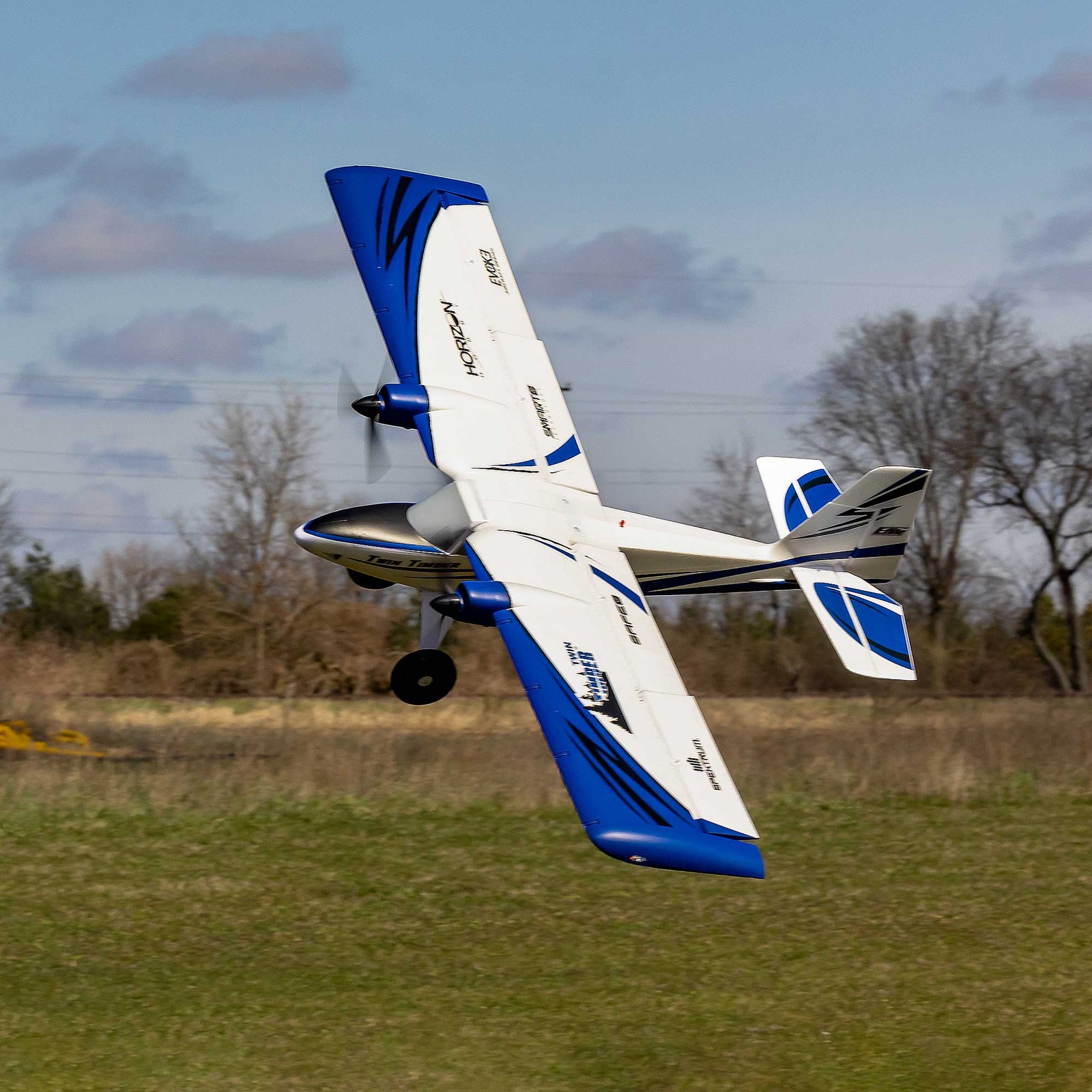 E-flite RC Airplane Twin Timber 1.6m BNF Basic with AS3X and SAFE Select