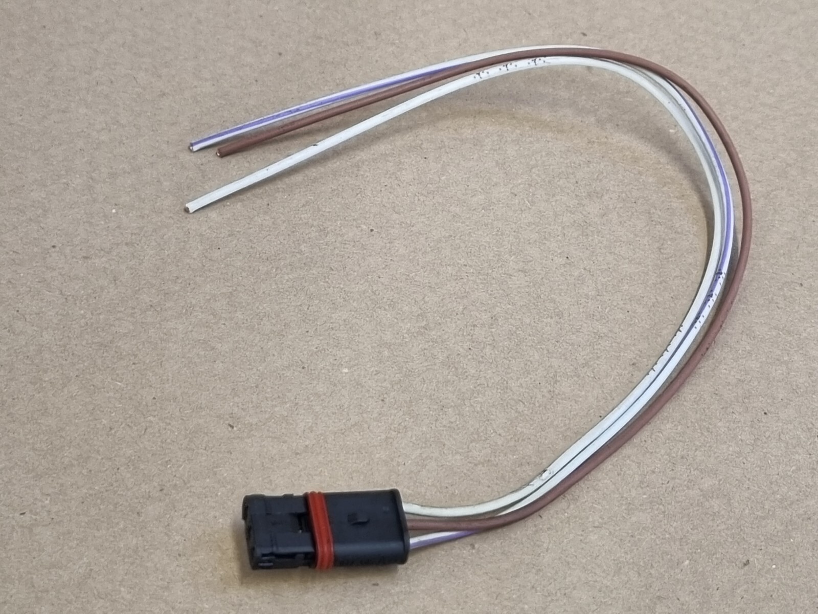 BMW Engine Wiring Loom Harness Plug Connector 7507524 3-Pin