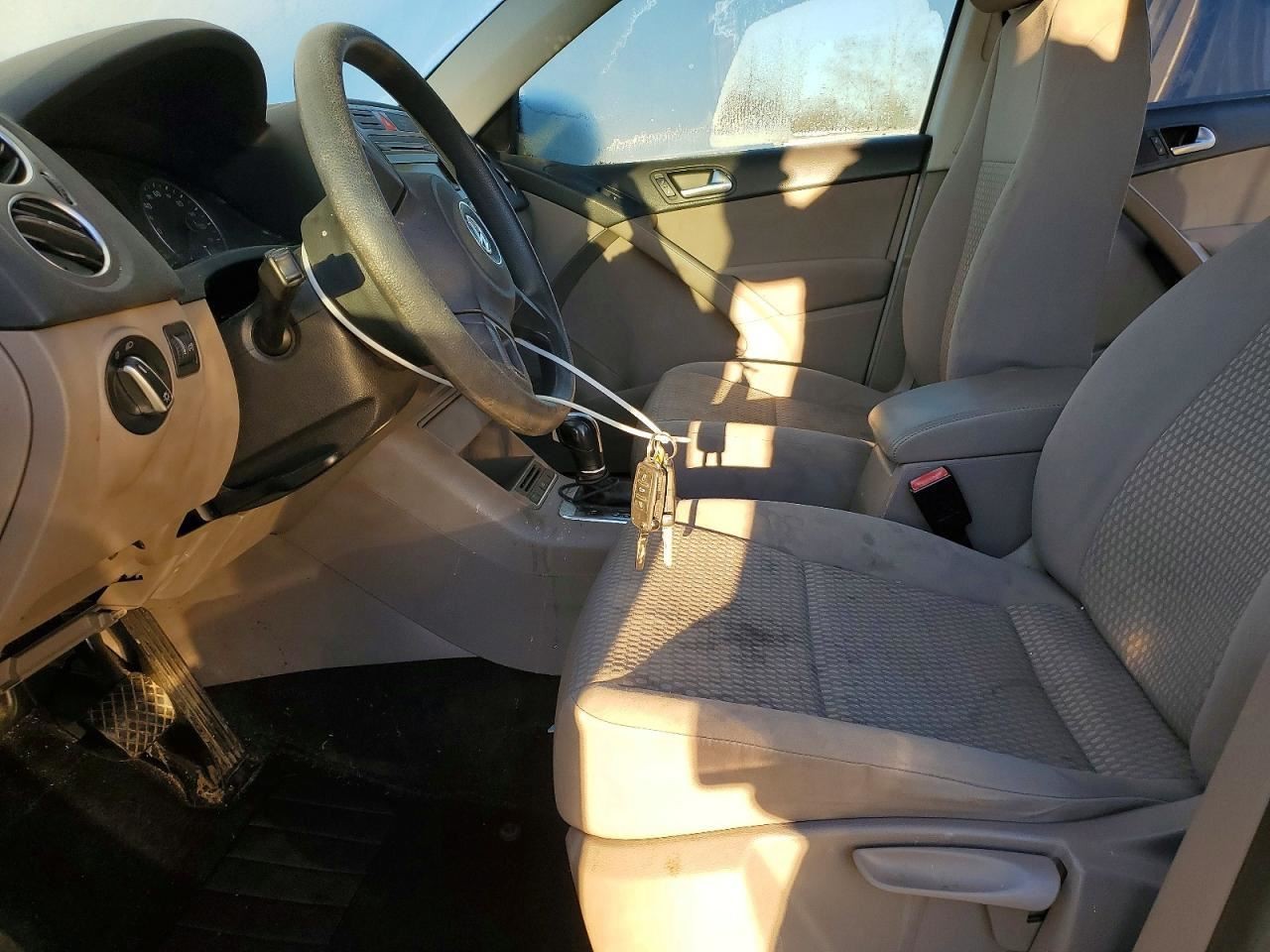 Fuse Box Engine Compartment Fits 12-16 EOS 5024846