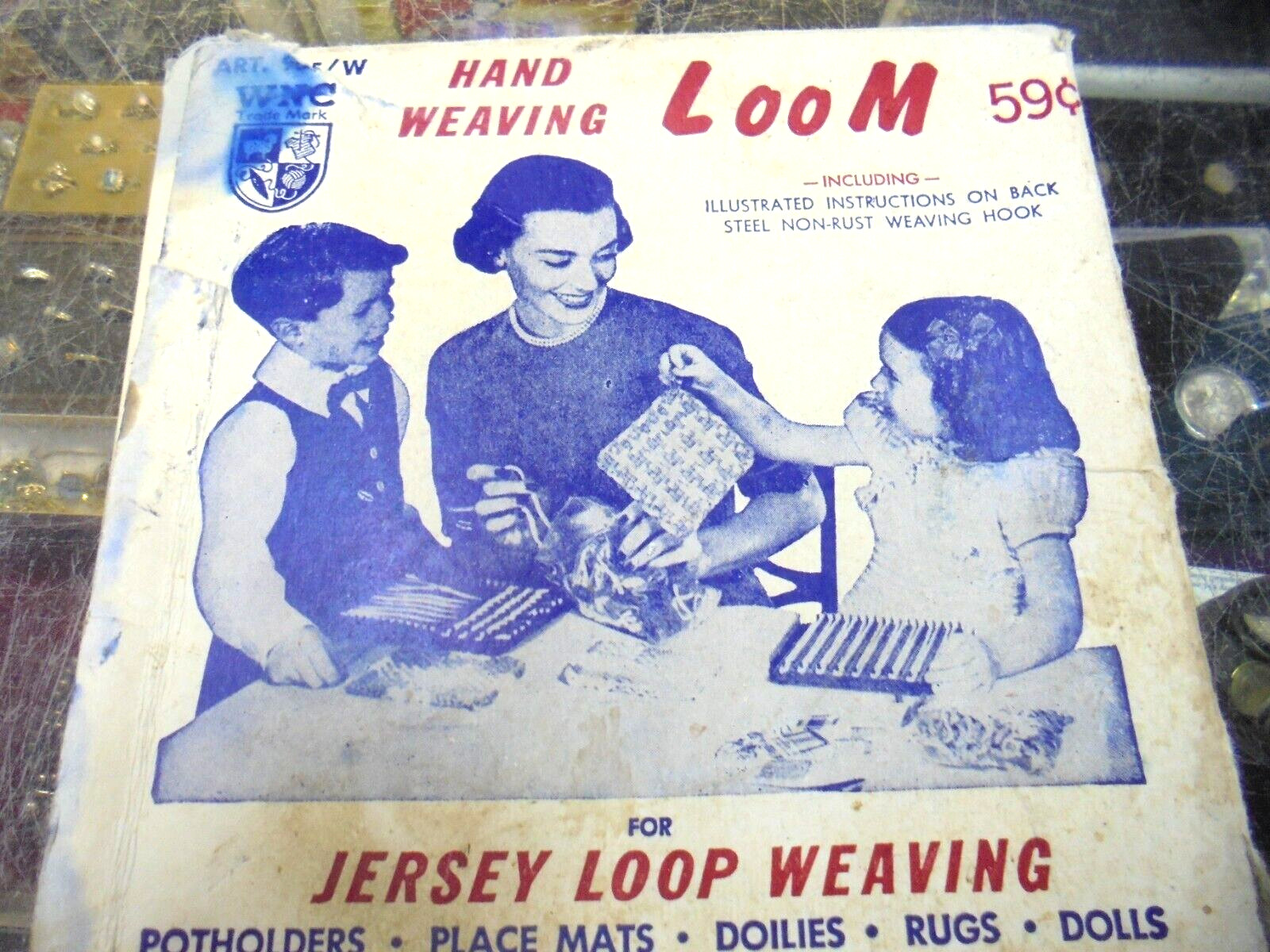 VINTAGE WNC HAND WEAVING LOOM