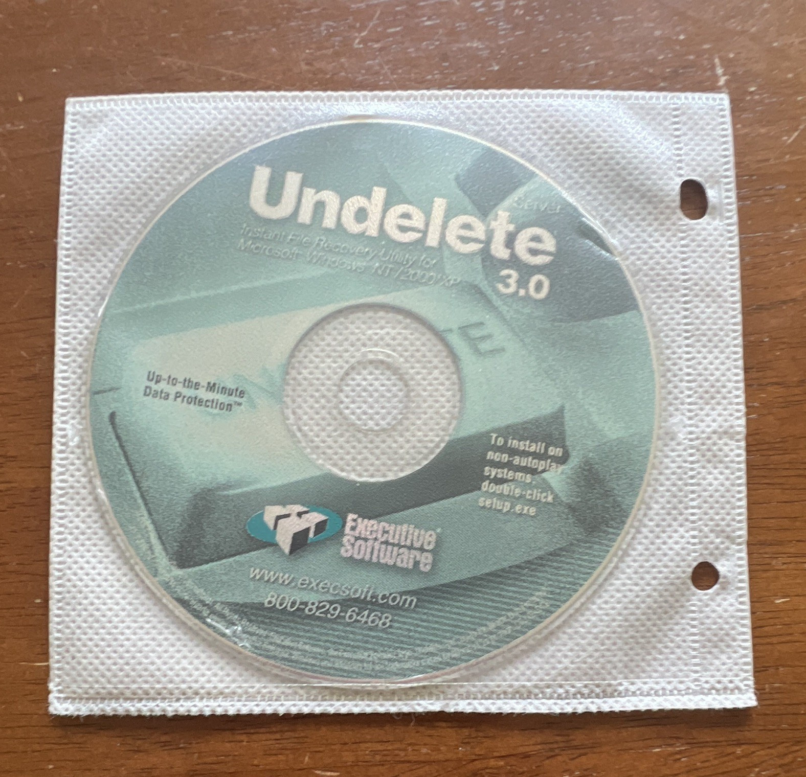 Executive Software Undelete Server 3.0 CD for Windows XP/2000/NT