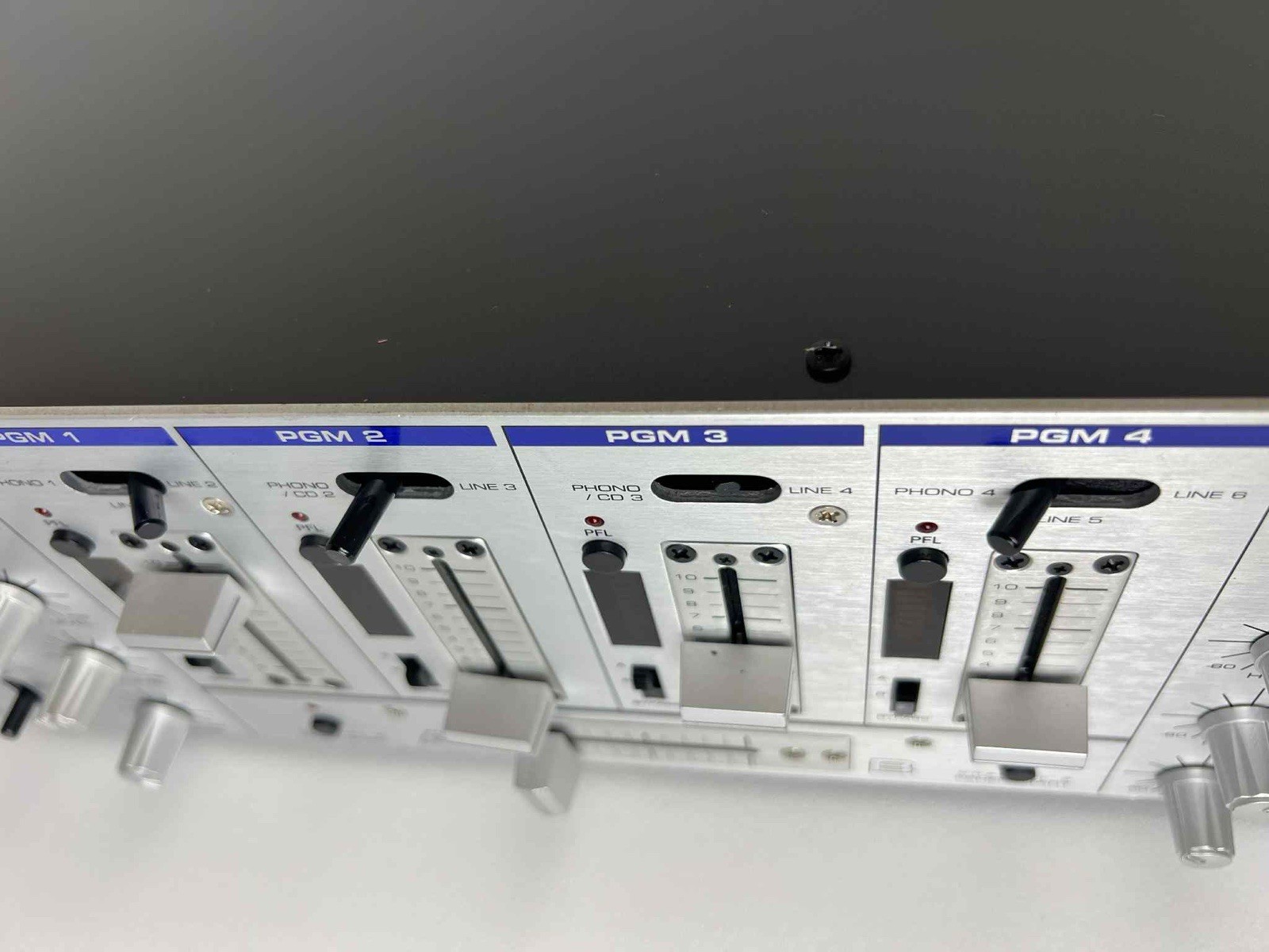 Stanton RM-50 Professional Stereo Mixer (READ DESCRIPTION)