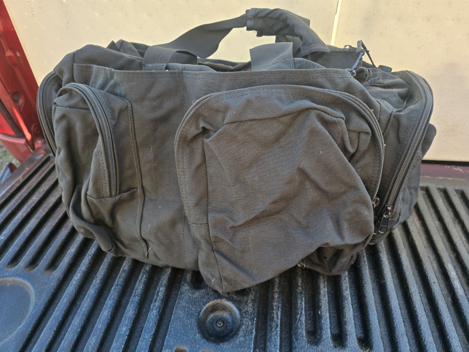 Cencal Aviation Pilot Flight Bag Padded Pilot Laptop Satchel with Shoulder Strap