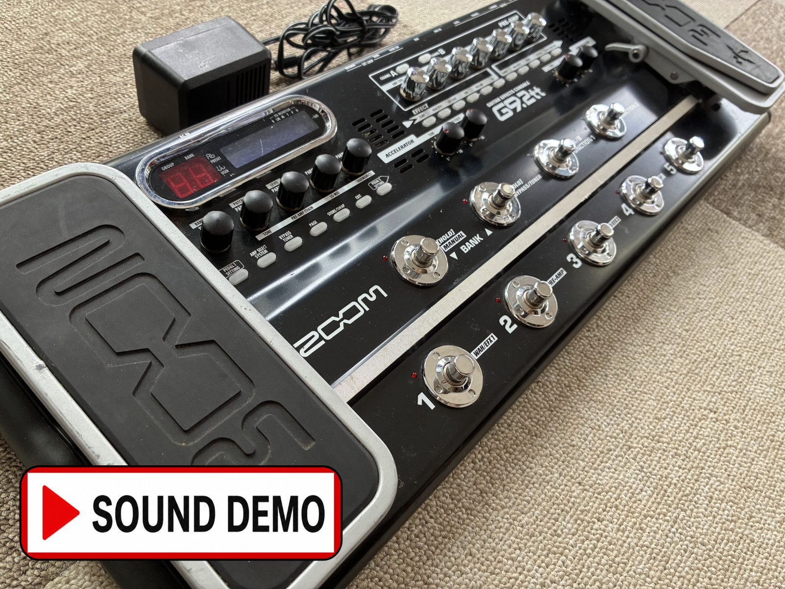 ZOOM G9.2tt Guitar Multi-Effects Tube Processor Tested AC Adapter Demo