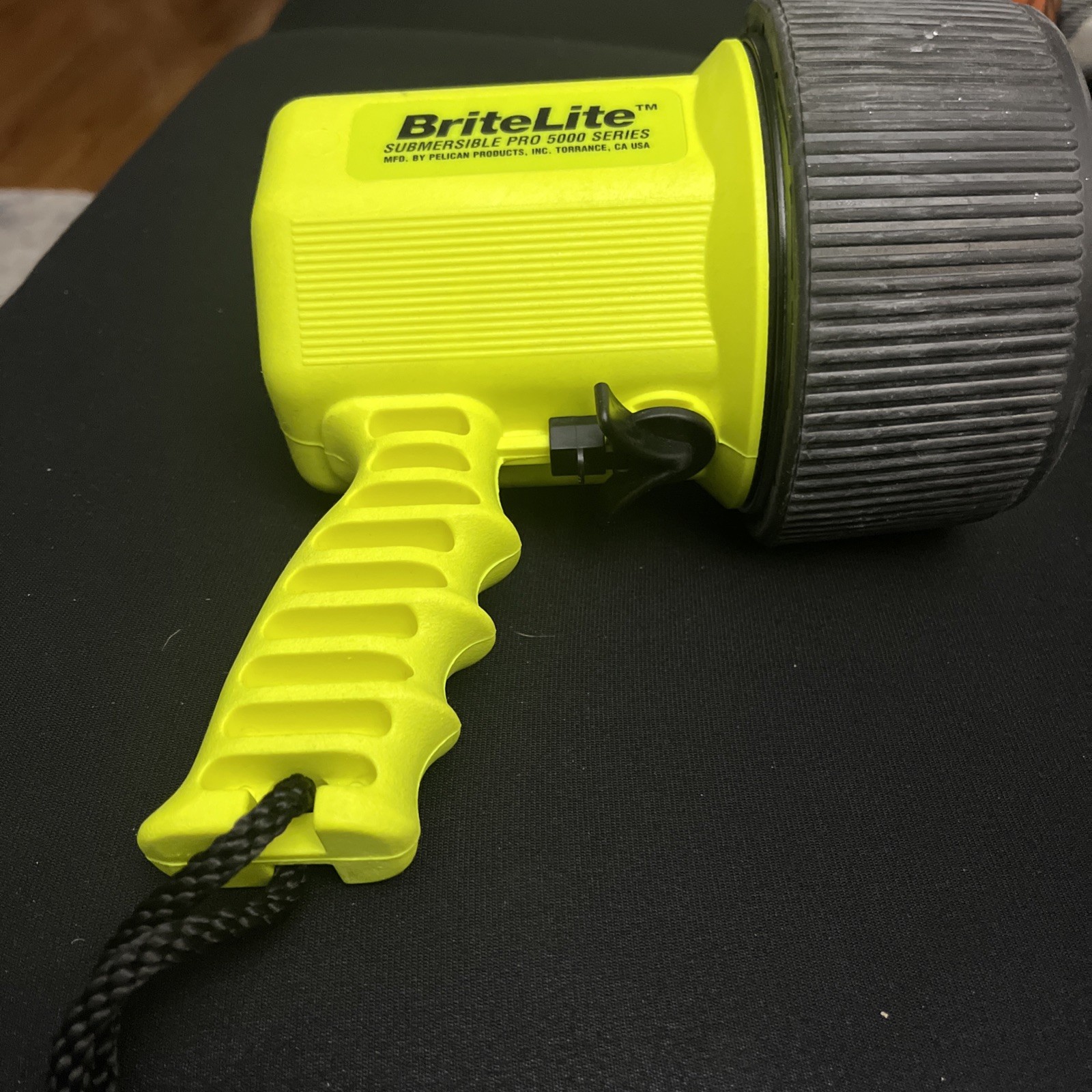 BriteLite Submersible Pro 5000 Dive Neon Green WORKS
