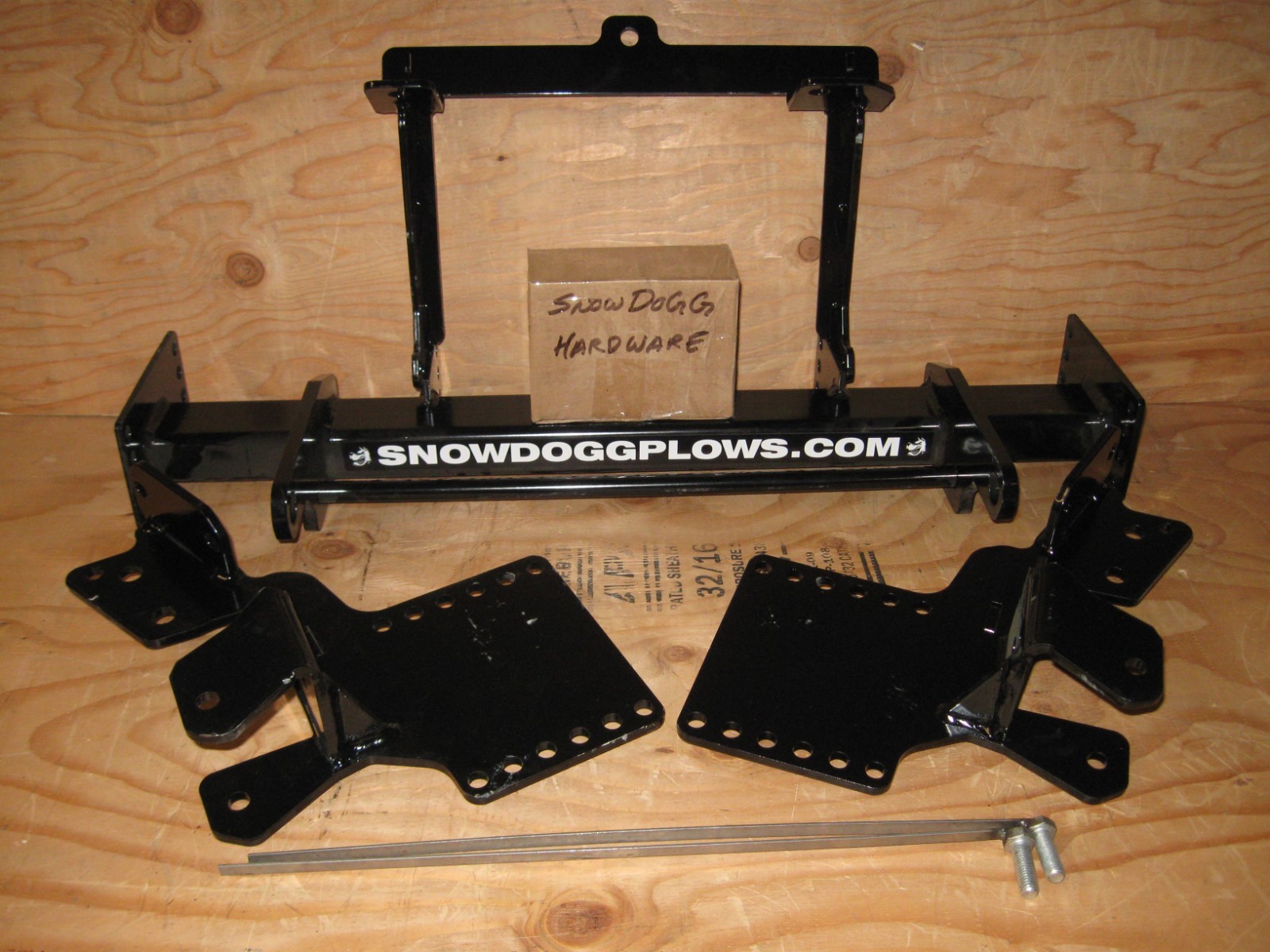 SNOWDOGG PLOW TRUCK MOUNT 2015-2019 GMC CHEVY 2500 3500 MD VMD VMX ONLY 16062175