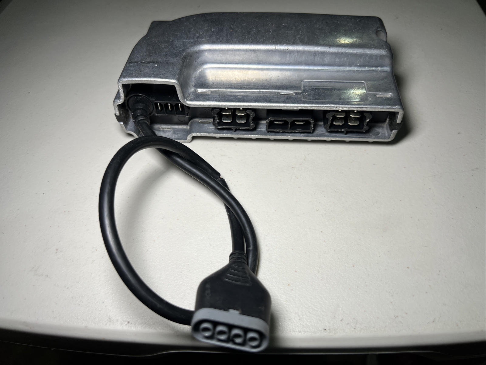 *NEEDS REPAIR ON CABLE /FOR PARTS* Controller Control Module PG DRIVES D51156.02