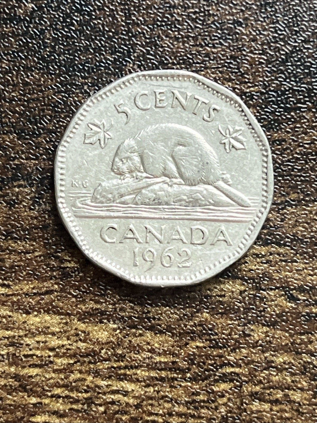 1962 Canada 5 Five Cents Elizabeth II Beautiful Actual Coin TC5302*