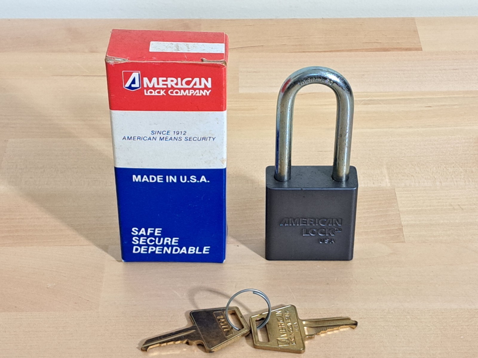 American Lock Padlock A11 Aluminum Body 2 Inch Shackle Height.