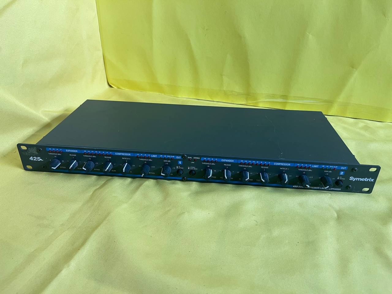 Symetrix 425 Dual Compressor Limiter Expander 1U Rack Unit RE