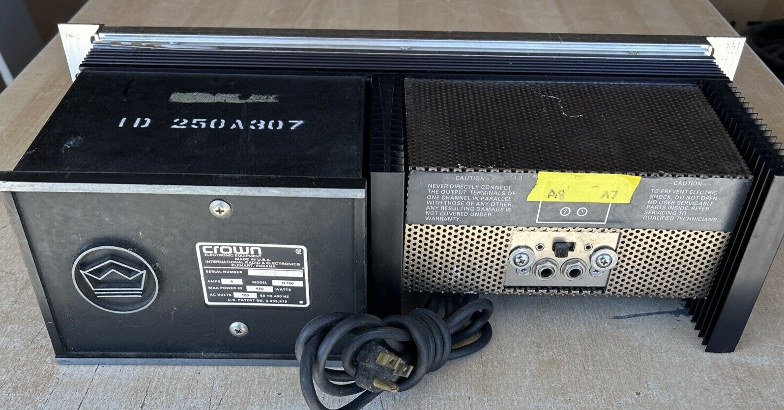 Crown D150A Power Amplifier 2-Channel Rack Mounted Amplifier. Used.