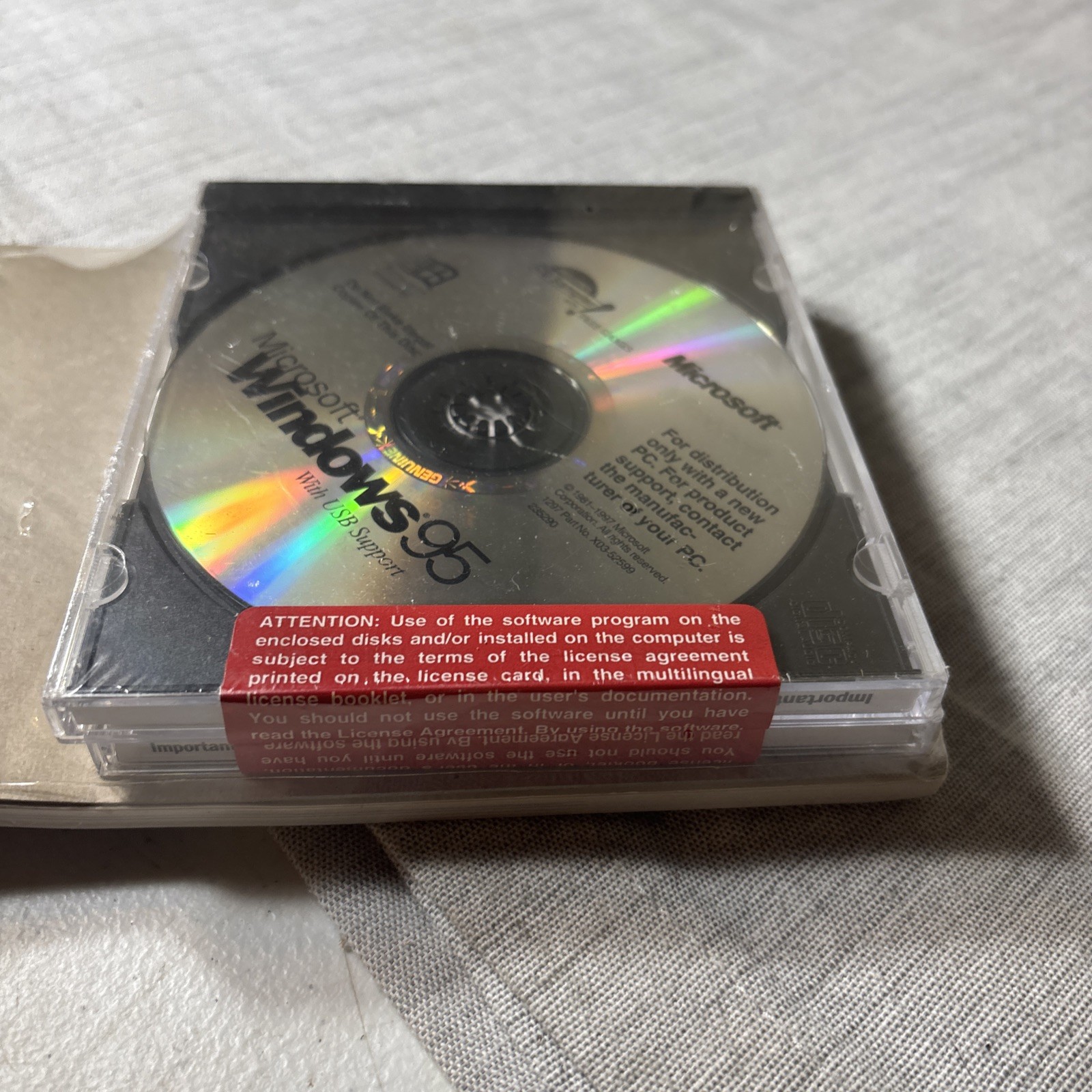 OEM Microsoft Windows 95 CD & Update VersSealed With Certificate of Authenticity