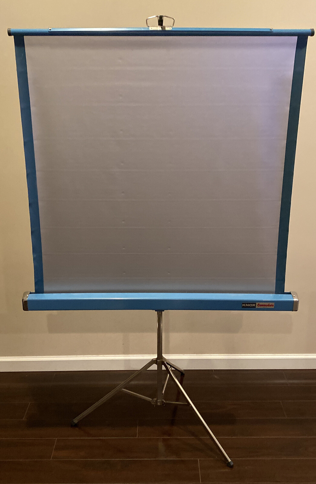 Projector Screen Knox Commodore 40"x40" Teal Portable Tripod Vintage