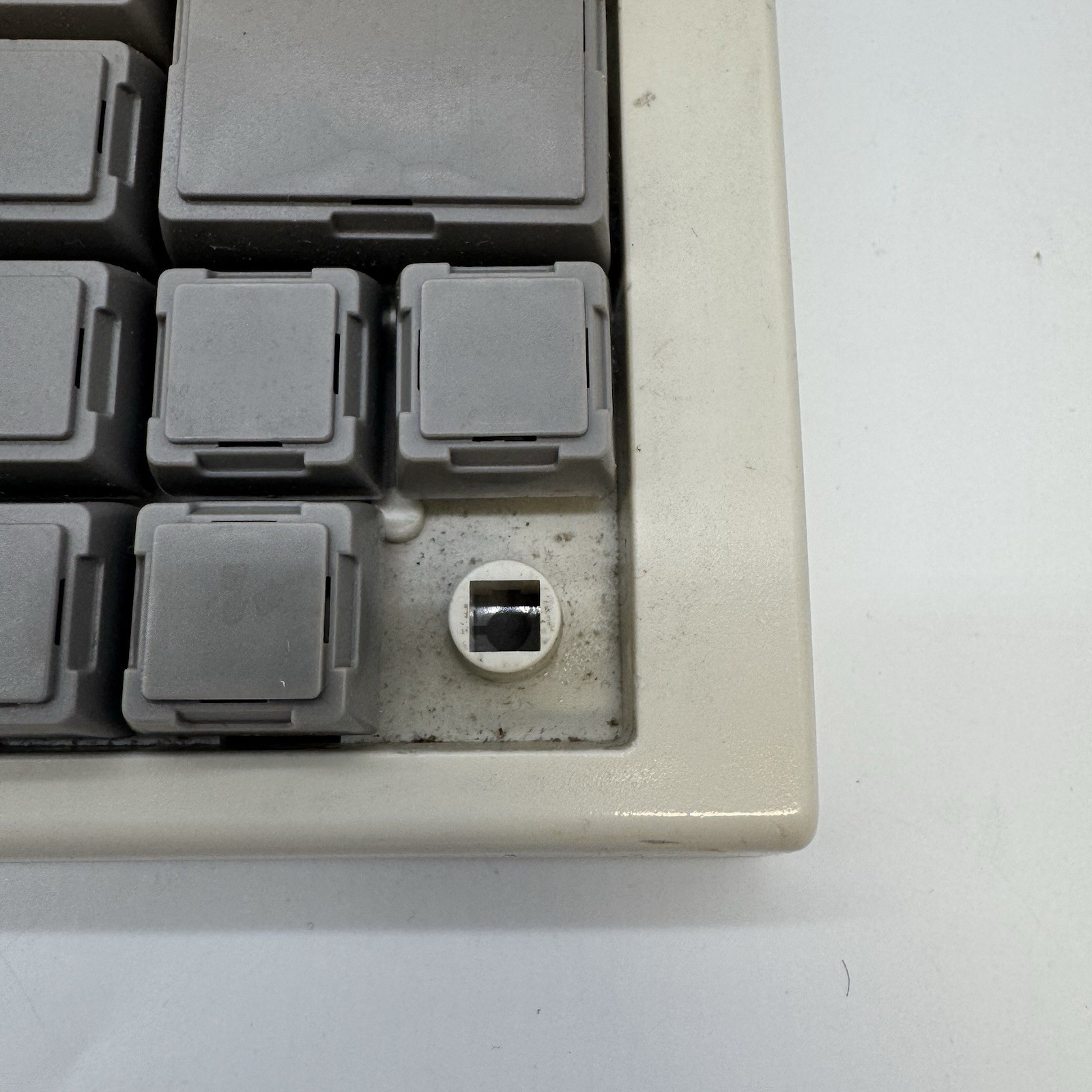ICL Fujitsu 9535 POS Keyboard Model 53256/001 – Vintage 1998 – Made in Japan