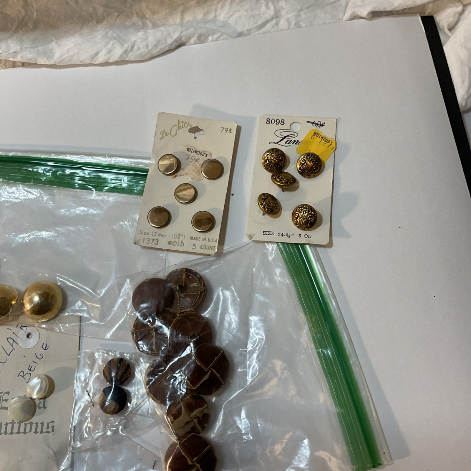 Misc. VTG Sewing Items Lot Buttons, Snaps, Sequins, Barbie Clothes booklets