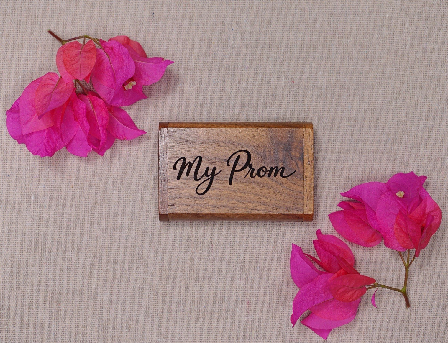 32GB USB 3.0 Personalized Wooden Flash Drive w/ Wooden Box Brown