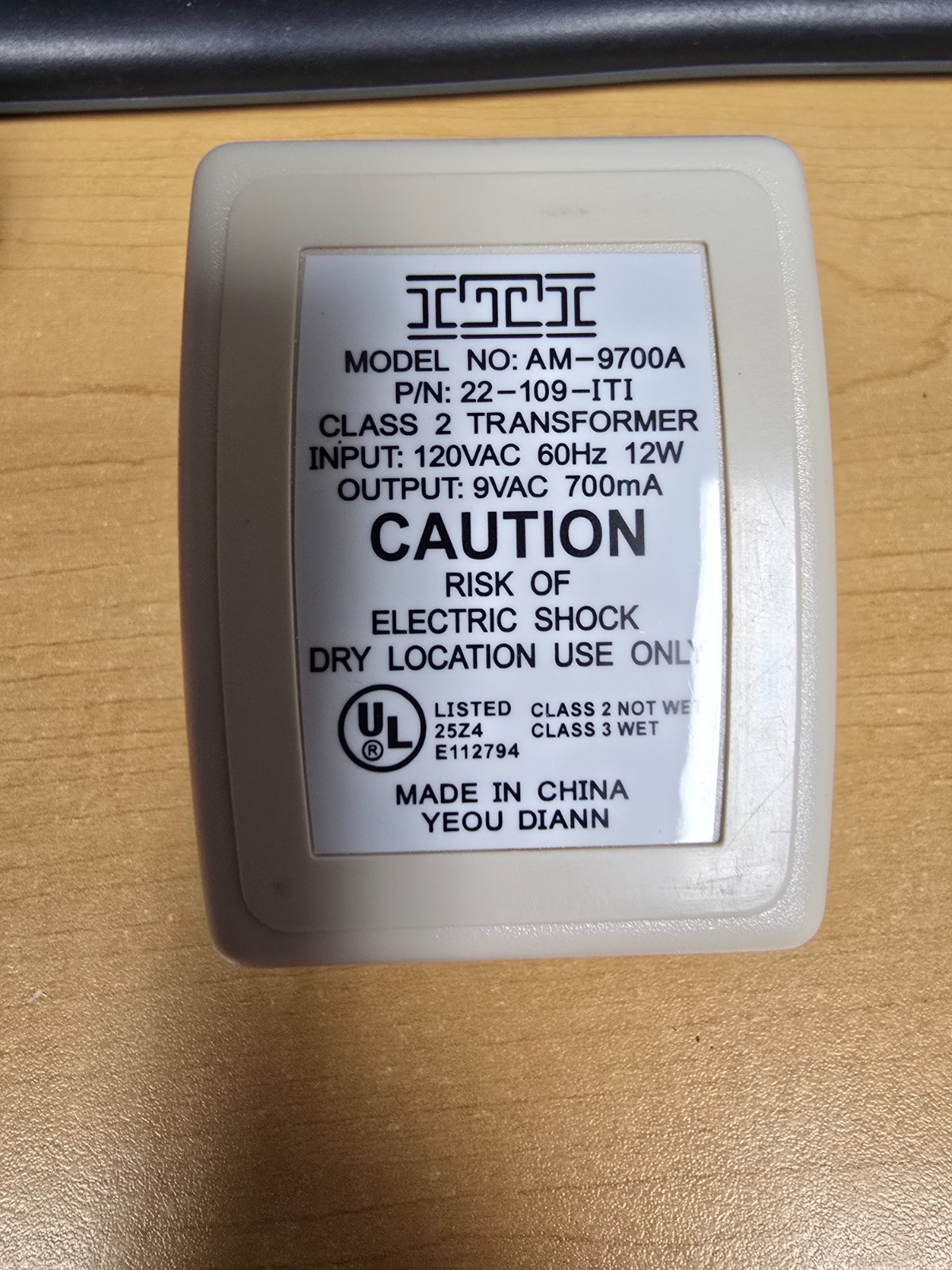 Amseco XG-1640 Plug-In Transformer, 16.5 VAC 40 VA 40va Grounded Power Supply