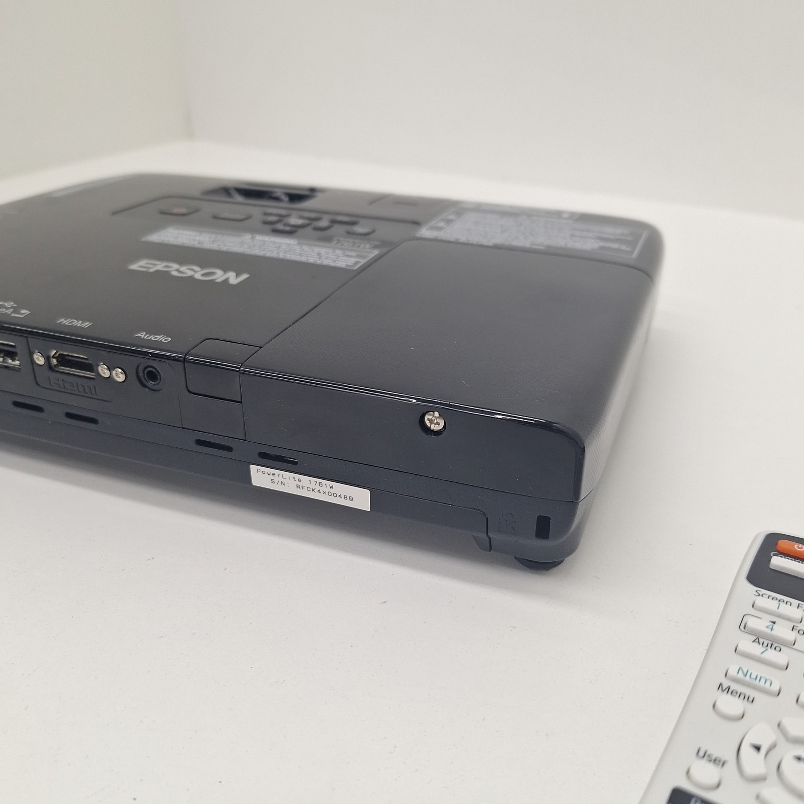 Epson H478A LCD Portable Projector Black With Remote Working Condition