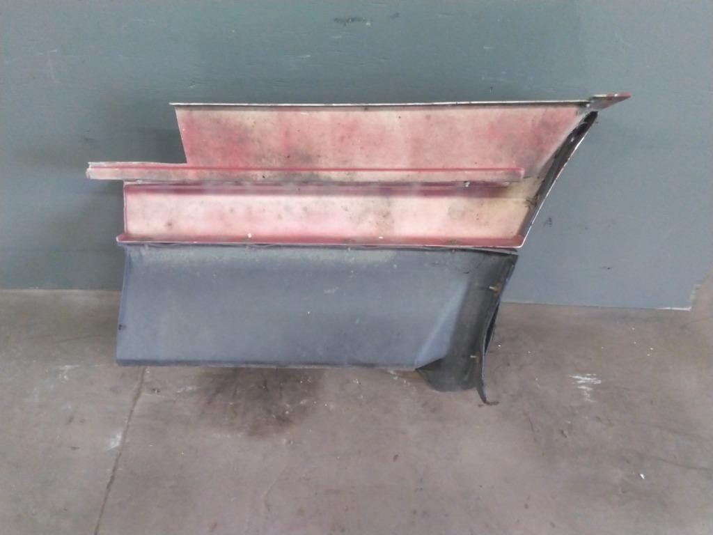 For 1997 FREIGHTLINER FLD120 SIDE FAIRING Right , IL