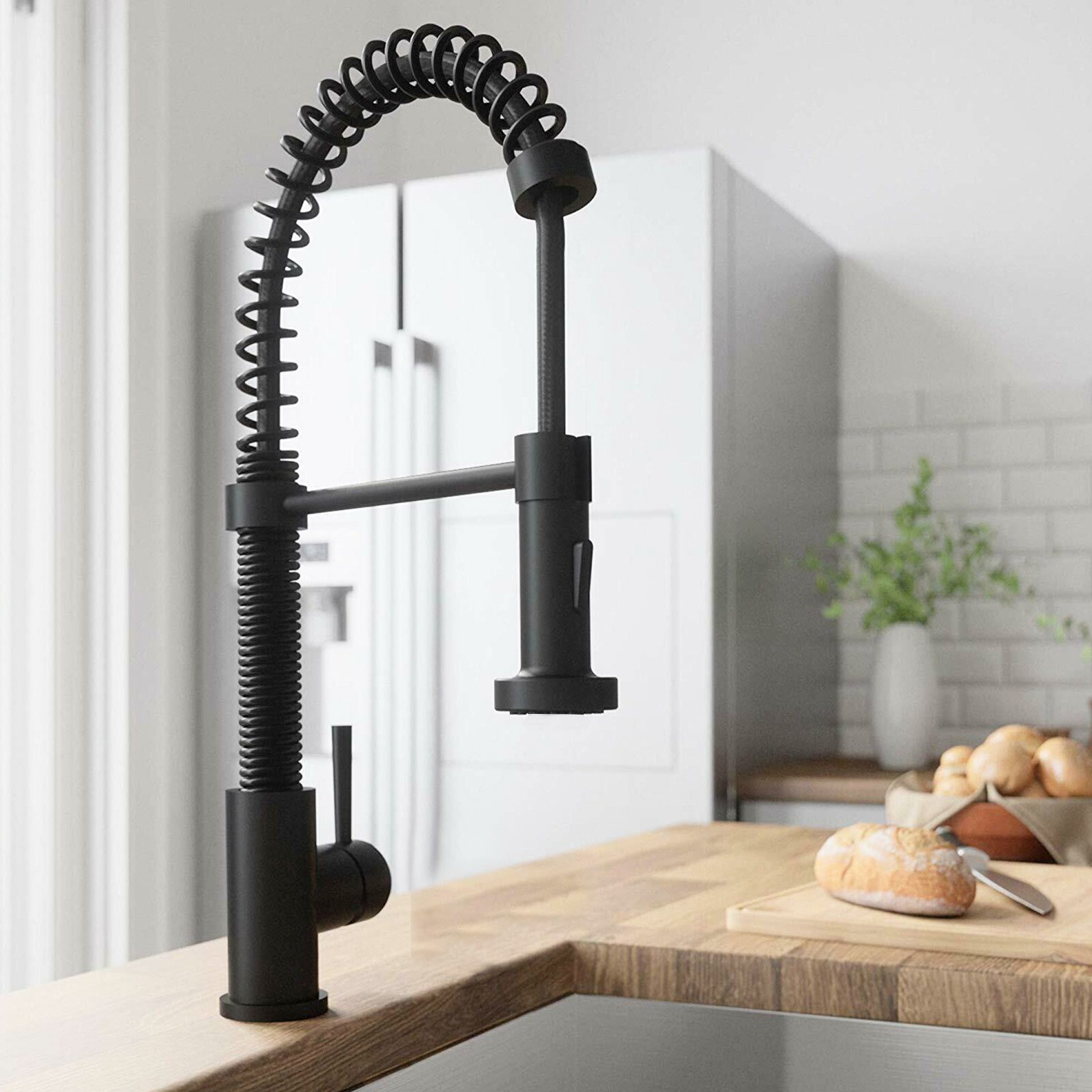 Matte Black Pull Down Kitchen Faucet with Sprayer Single Handle Sink Mixer Taps