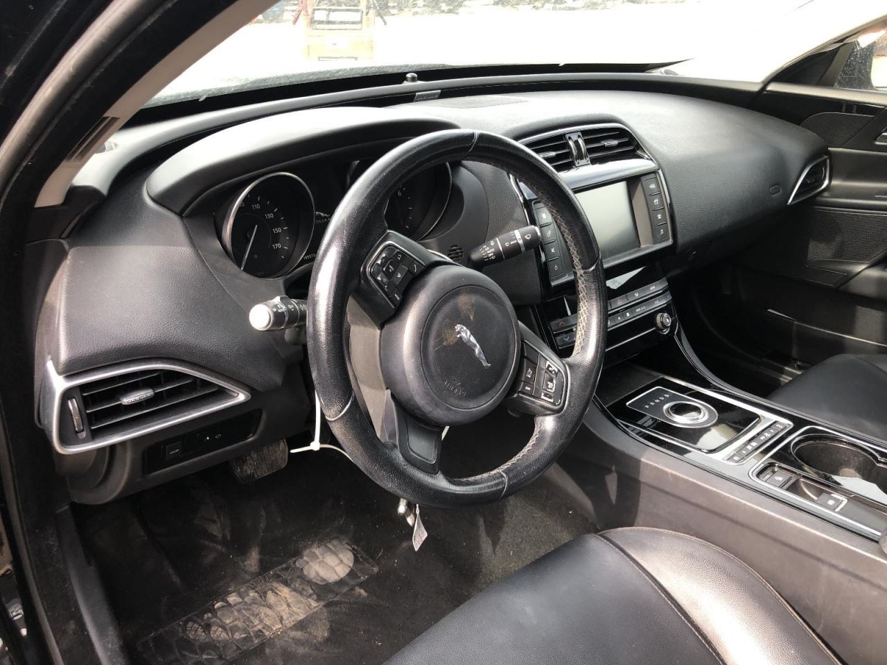 Sun Visor Left Driver Without Illumination Fits 17-20 F-PACE 956825